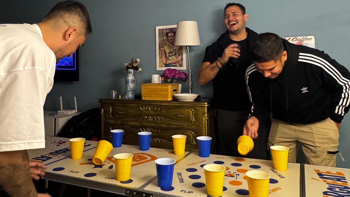 diversion en casa con beer pong jenga xxl o tabla de shots e9k216