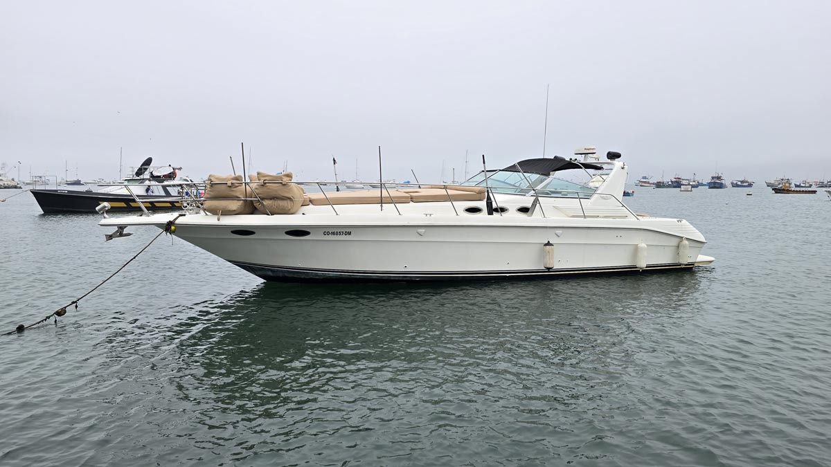 alquiler de yate anclado para eventos y cumpleanos en ancon hnrn9o