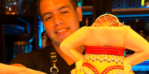 experiencia golpe de estado cocktails piqueo thumb_landscape