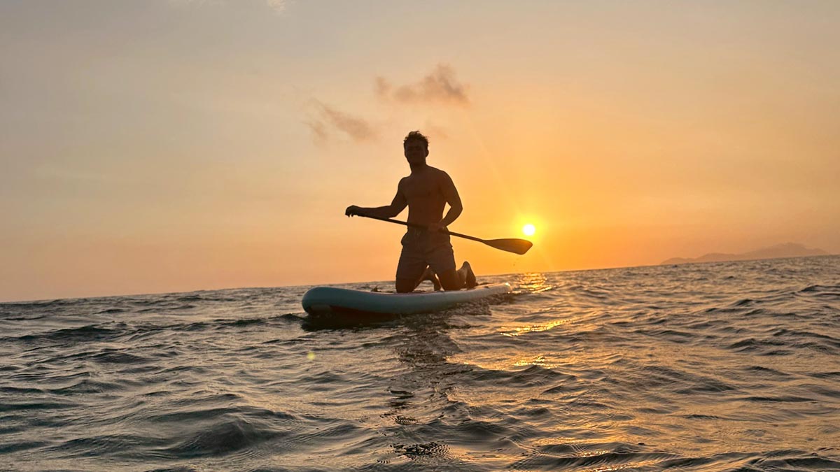 experiencia de paddle al atardecer y fogata en lima 40ydel