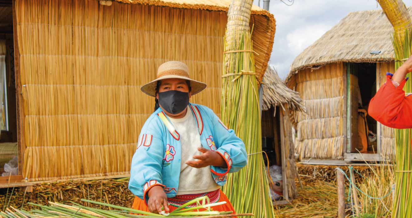 2d 1n titicaca uros home stay en taquille gallery 9