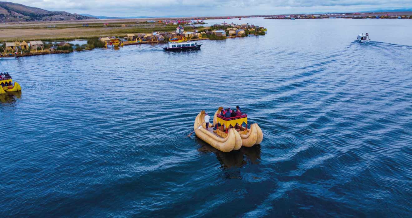 isla flotante de los uros gallery 4