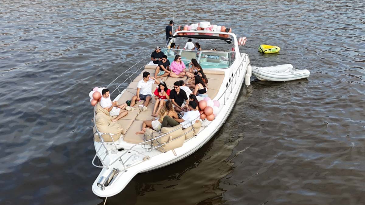 paseo en yate en pucusana experiencia de lujo en lima c1goyg