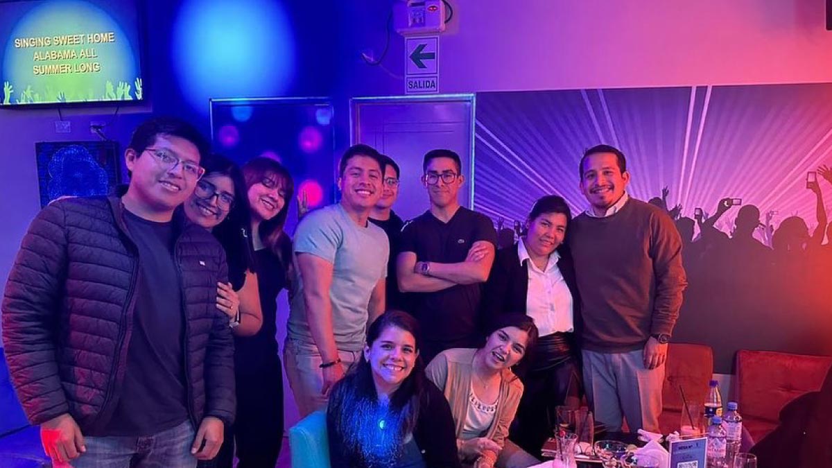 box de karaoke hasta 9 personas domingo a jueves header