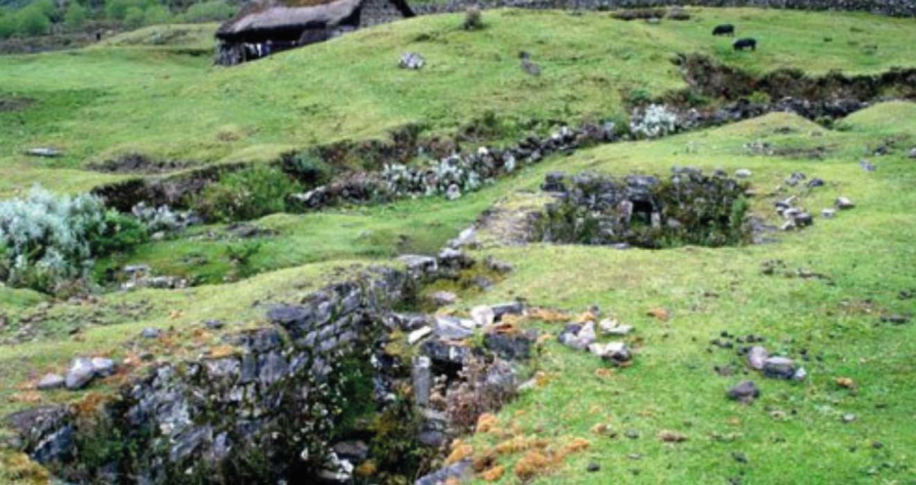 trekking lagunas y sitios arqueologicos de atuen gallery 2