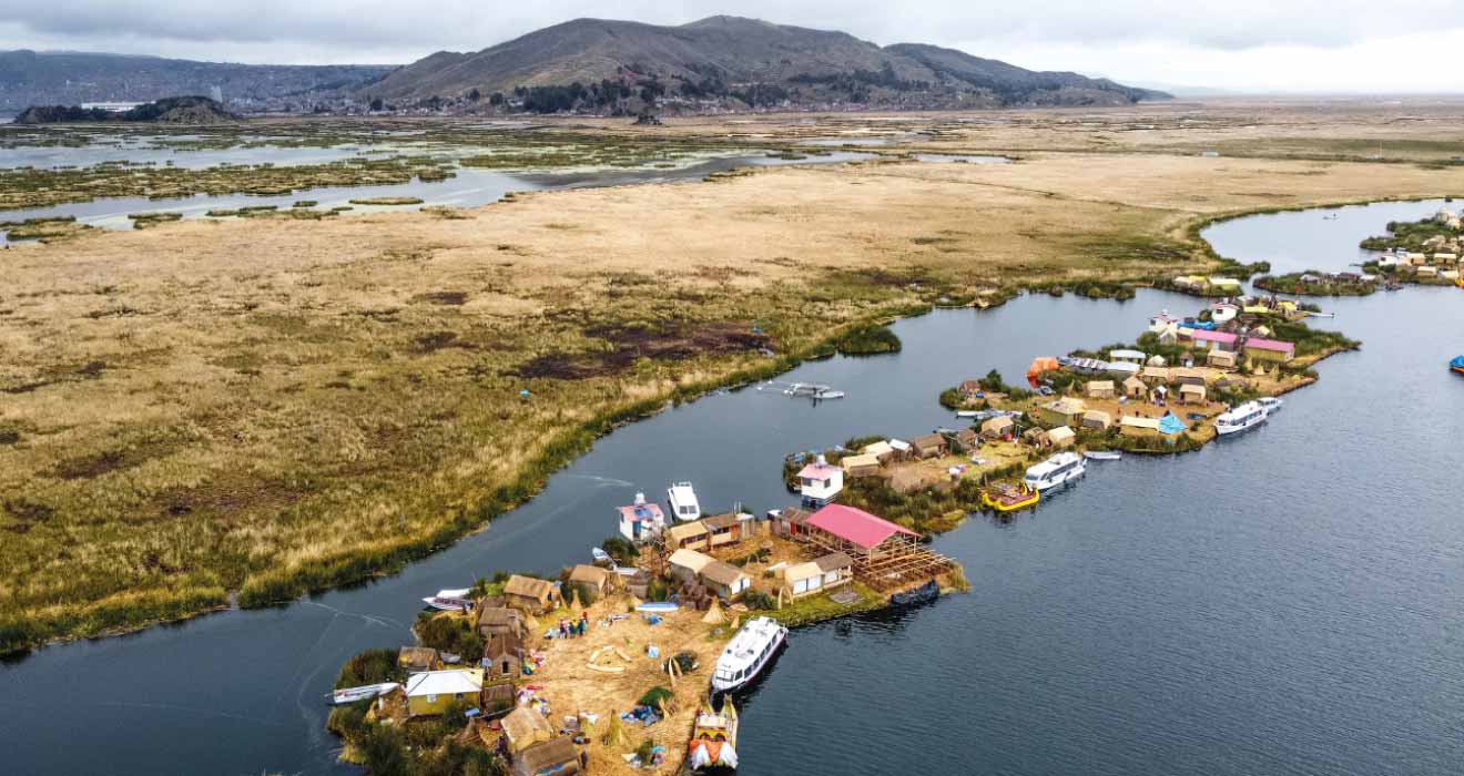 2d 1n islas del lago titicaca uros taquille y luquina gallery 4