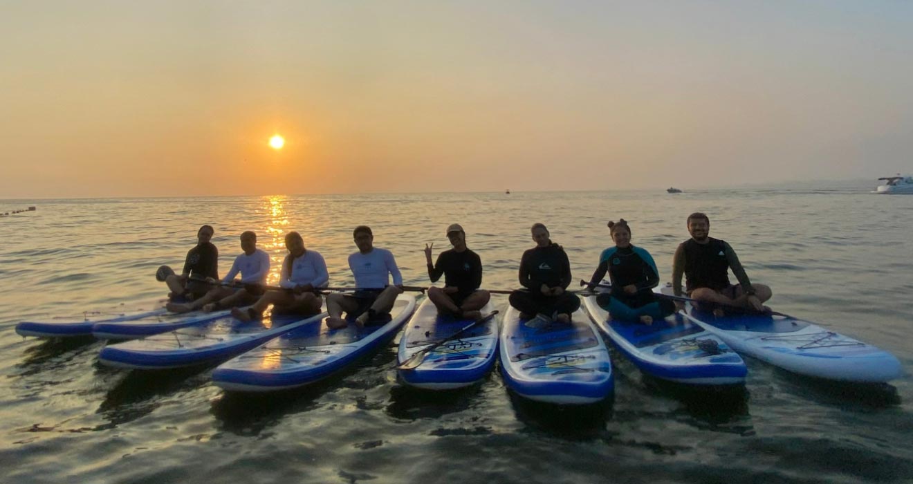 yoga sobre paddle fg9dxn