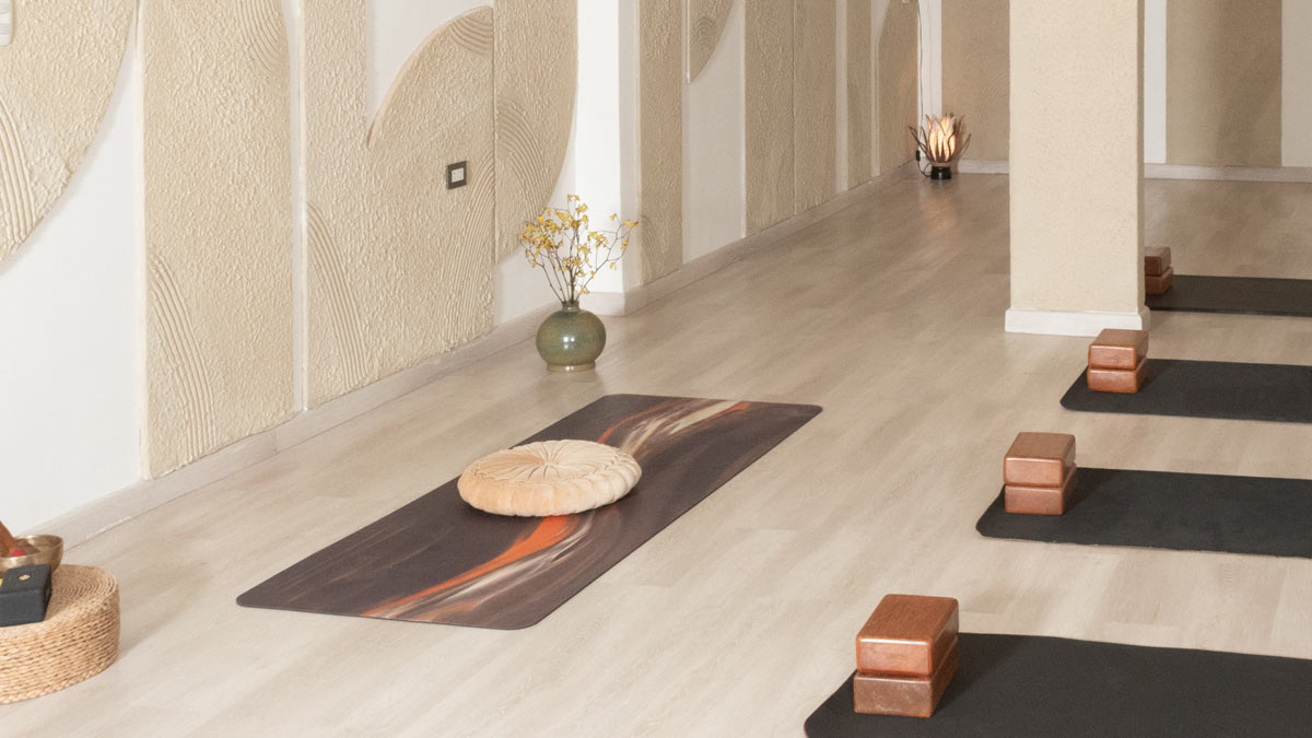 conviertete en profesor de yoga certificado en lima jqin80