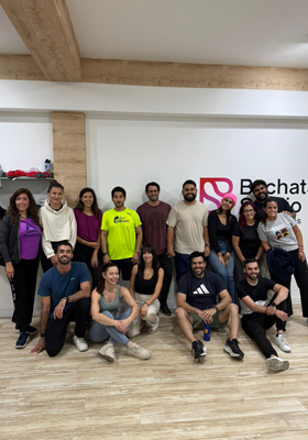 clase grupal de salsa y bachata en lima thumbnail