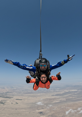 salto tandem en paracaidas en paracas thumbnail