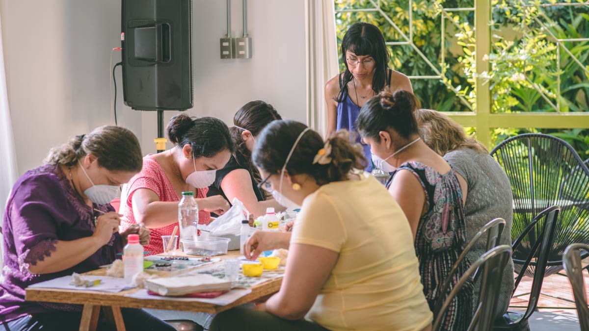 taller de manualidad orgonite r89xmn