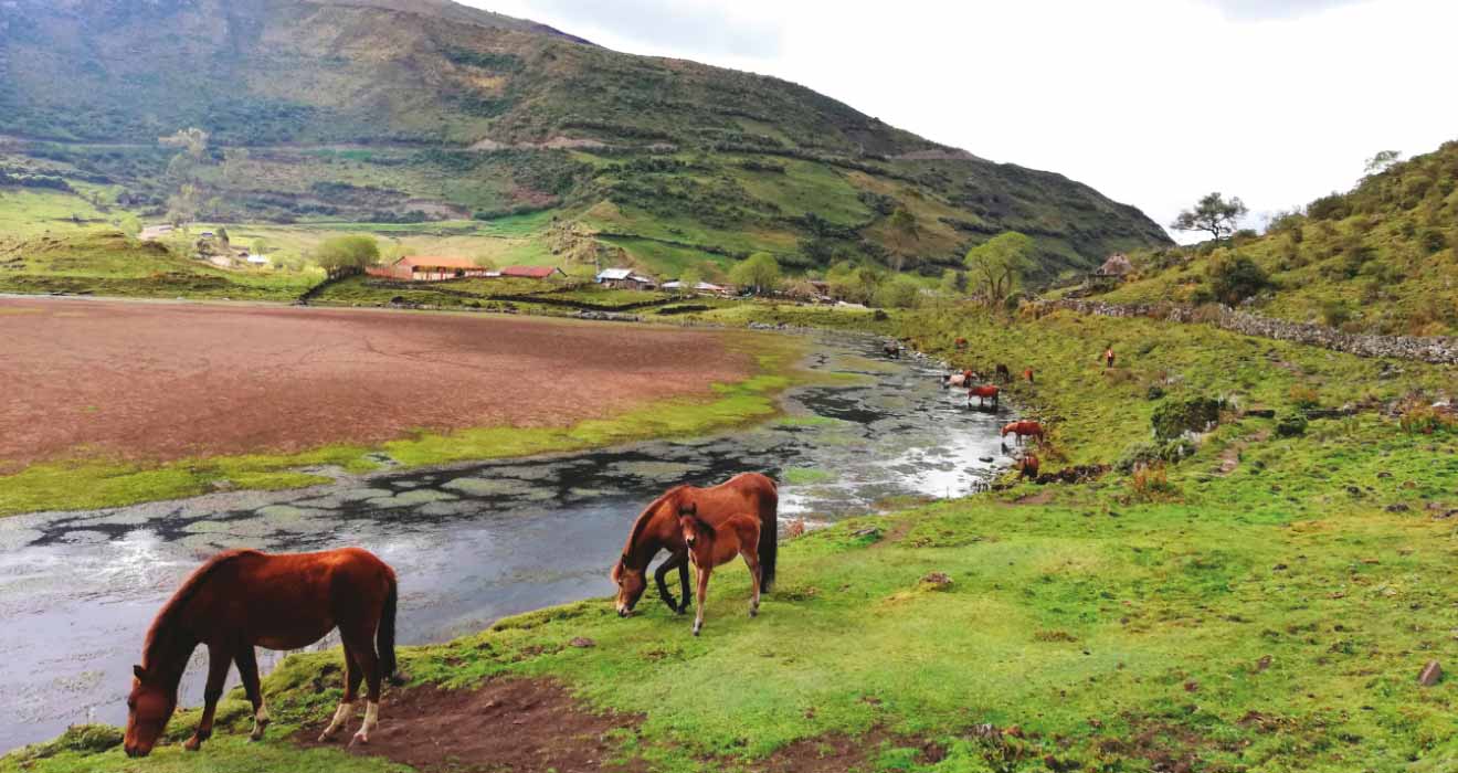 trekking lagunas y sitios arqueologicos de atuen gallery 10