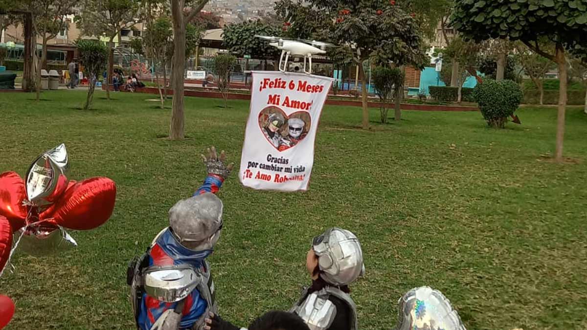 sorpresa con dron mensaje de amor desde el cielo v5csp3