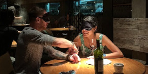 experiencia gastronomica love is blind thumb_landscape